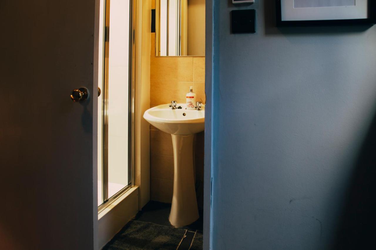 Twin Room with Bathroom,1627271180:JPEG